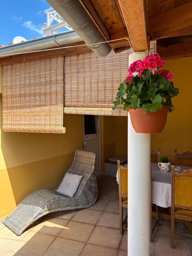 Appartement Zio Nino à Sutomiscica Extérieur photo