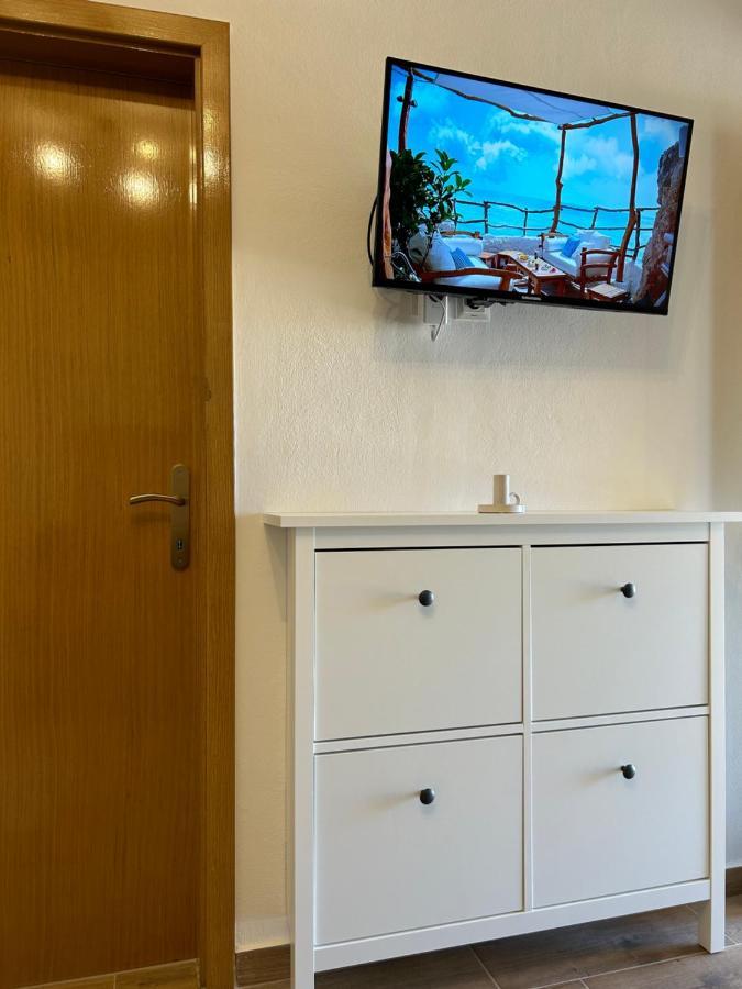 Appartement Zio Nino à Sutomiscica Extérieur photo
